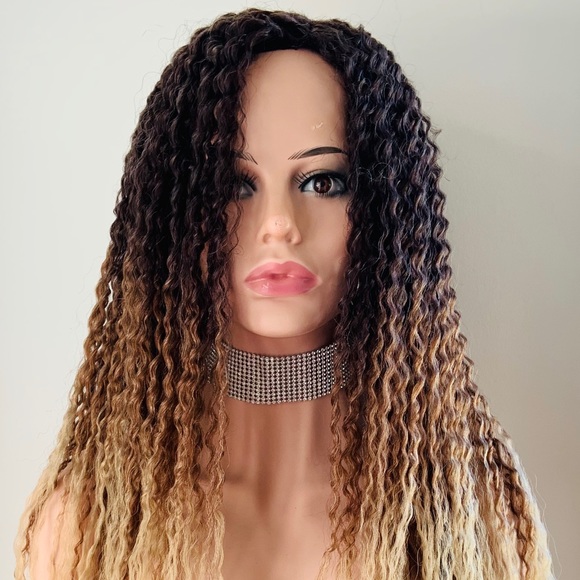 Long “Put On & Go” Wavy Twist Style Ombre Toffee Blonde Color Synthetic Wig 🙌 - Picture 6 of 12